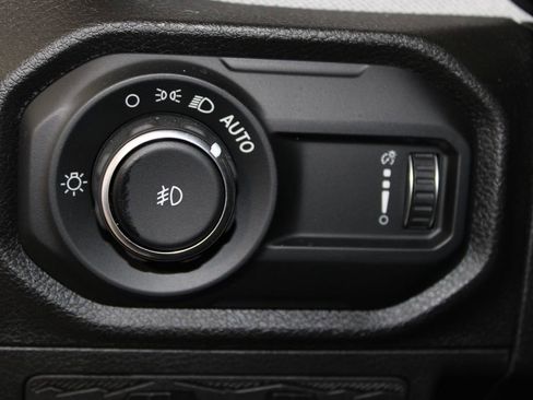 Used 2024 Jeep Wrangler Sport S image 21