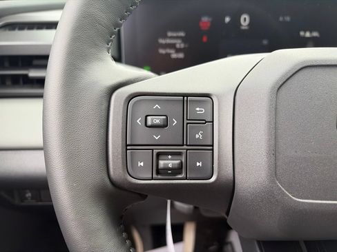 Used 2026 Toyota RAV4 SE w/ Convenience Package AWD/4WD image 28