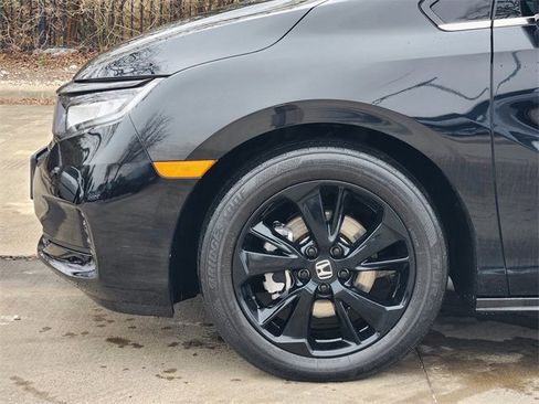 Used 2024 Honda Odyssey Sport image 8