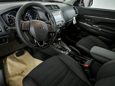 New 2025 Mitsubishi Outlander Sport SE image 11