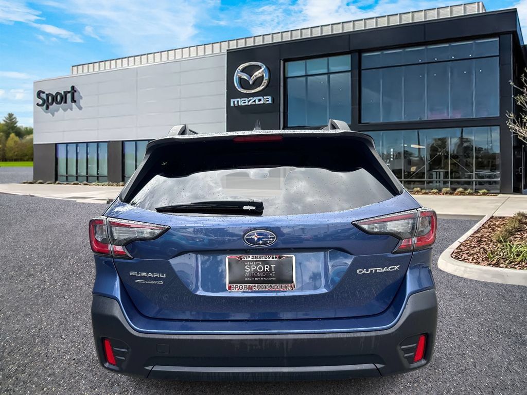 Used 2020 Subaru Outback Premium AWD/4WD image 5