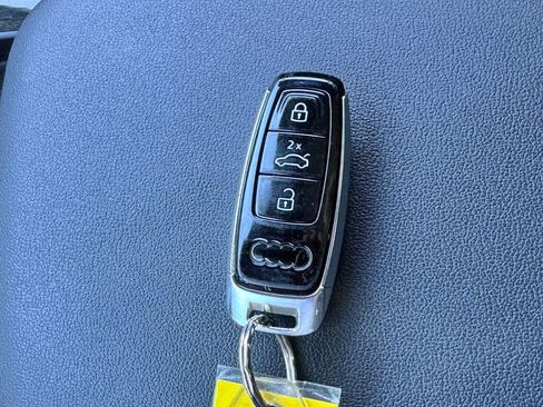 Used 2021 Audi Q7 3.0T Premium w/ Convenience Package image 29