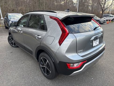 New 2026 Kia Niro EX image 16