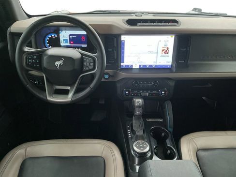 Used 2024 Ford Bronco Wildtrak image 17