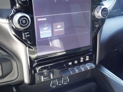 New 2026 RAM 3500 Laramie AWD/4WD image 26