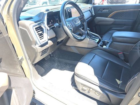 Used 2023 GMC Canyon Denali AWD/4WD image 12
