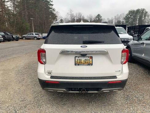 Used 2020 Ford Explorer XLT w/ Equipment Group 202A image 21