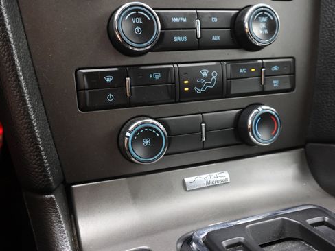 Used 2013 Ford Mustang GT Premium RWD image 38