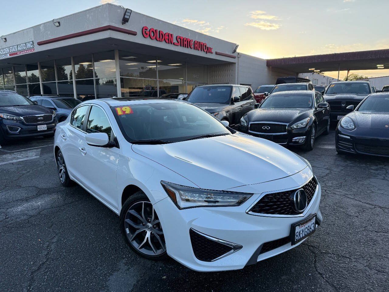 Used 2019 Acura ILX w/ Premium Package FWD image 1