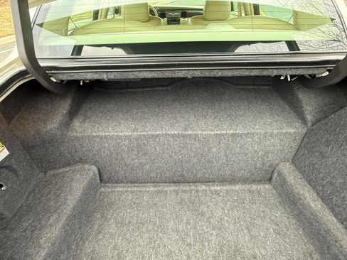 Used 2006 Lincoln Town Car Signature image 19