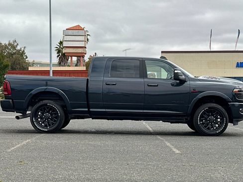 New 2026 RAM 2500 Limited AWD/4WD image 2