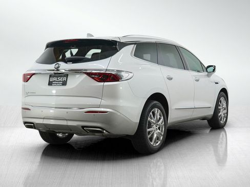 Used 2022 Buick Enclave Premium w/ Experience Buick Package AWD/4WD image 5