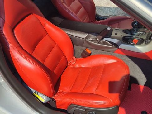 Used 2005 Chevrolet Corvette Coupe w/ Preferred Equipment Group image 31