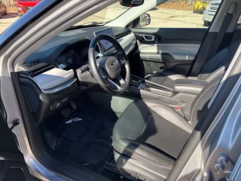 Used 2022 Jeep Compass Limited image 20