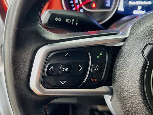 Used 2018 Jeep Wrangler Unlimited Rubicon AWD/4WD image 13