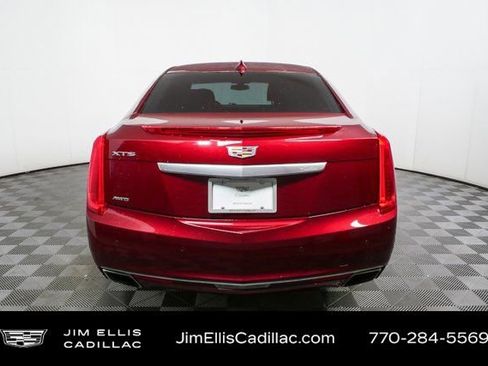 Used 2017 Cadillac XTS Luxury image 26