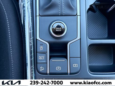 New 2026 Kia Sorento LX FWD image 28