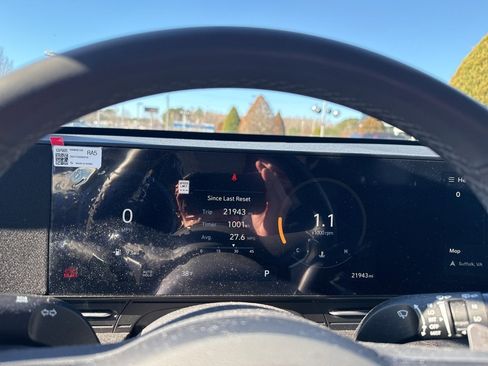 Used 2024 Hyundai Kona SEL w/ Convenience Package image 10