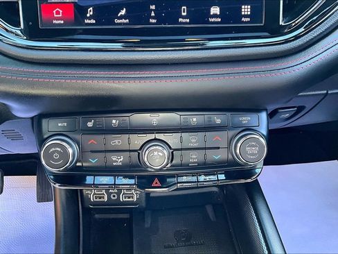 Used 2023 Dodge Durango R/T AWD/4WD image 30