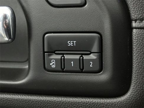 Used 2022 Chevrolet Silverado 1500 High Country w/ Safety Package II image 37