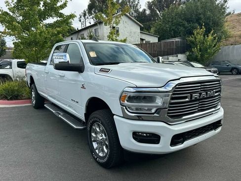 Used 2024 RAM 2500 Laramie AWD/4WD image 2