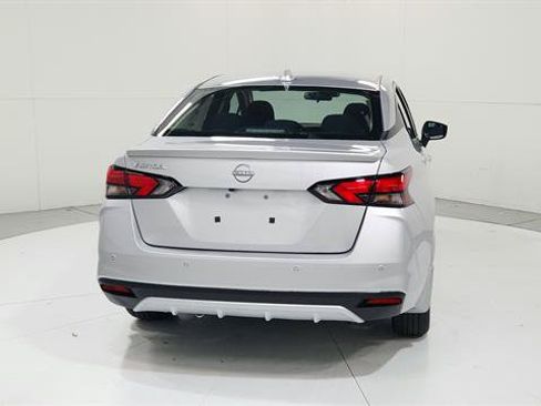 Certified 2025 Nissan Versa SV w/ Trunk Package FWD image 7