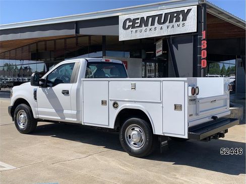 Used 2019 Ford F250 XL image 6