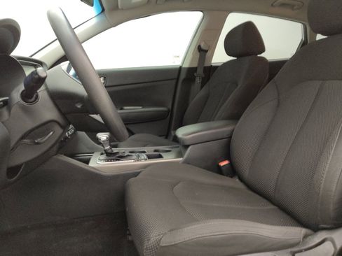 Used 2020 Kia Optima LX image 17