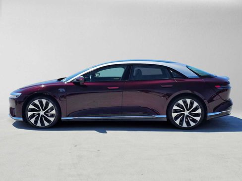 Used 2025 Lucid Air Touring AWD/4WD image 6