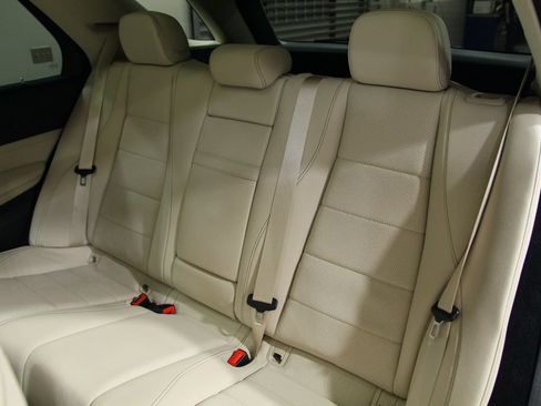 Certified 2024 Mercedes-Benz GLE 450 4MATIC image 31