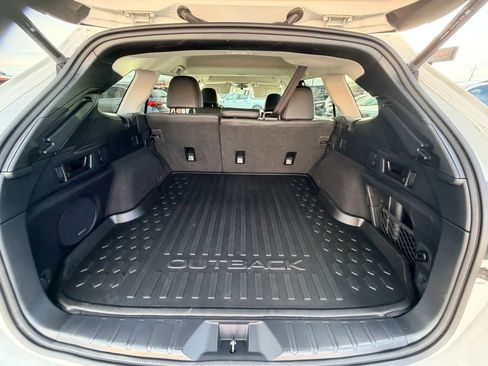 Used 2024 Subaru Outback Limited AWD/4WD image 18