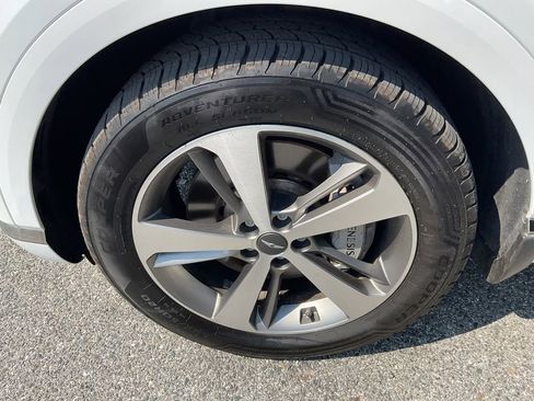 Used 2023 Genesis GV80 2.5T w/ Advanced Package image 5