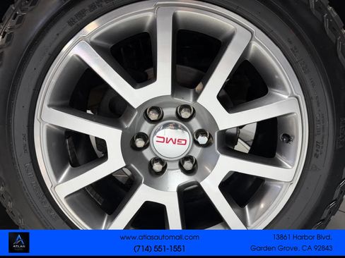 Used 2015 GMC Sierra 1500 Denali AWD/4WD image 8