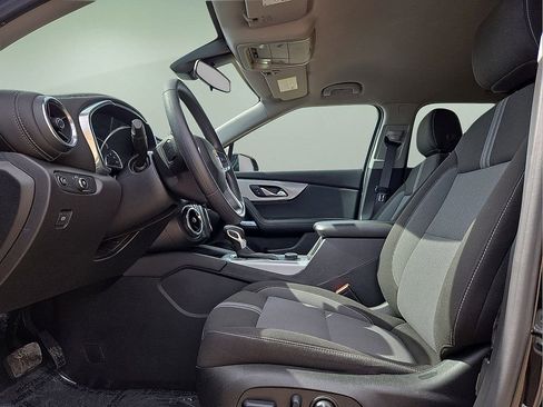 Used 2025 Chevrolet Blazer LT image 22