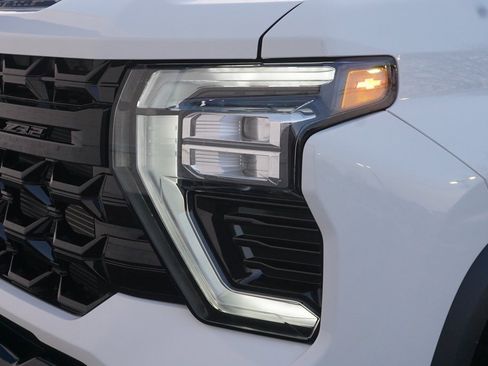 New 2026 Chevrolet Silverado 2500 ZR2 w/ LPO, Dark Essentials Package image 32