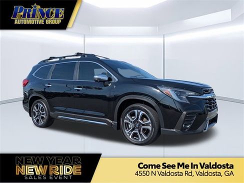 Used 2023 Subaru Ascent Touring image 1