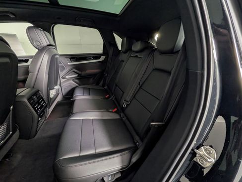 New 2026 Porsche Cayenne image 24
