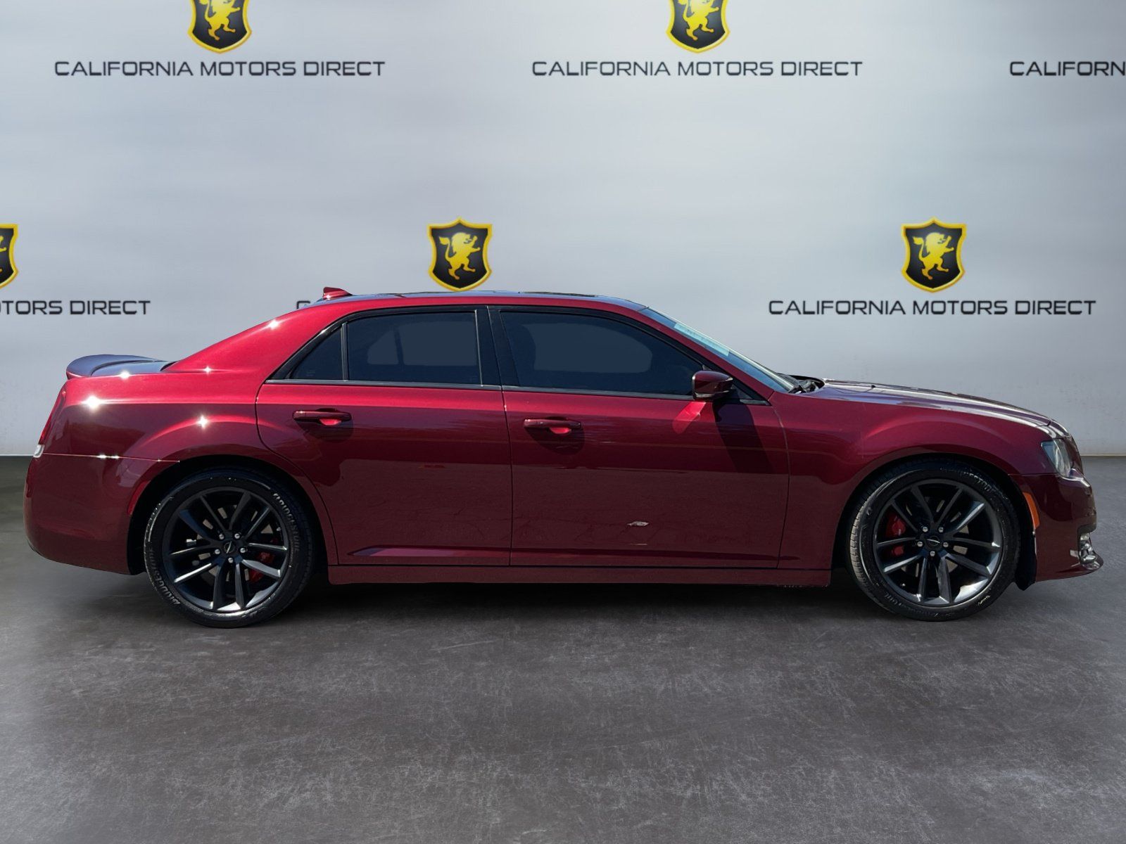 Used 2023 Chrysler 300 C RWD image 4