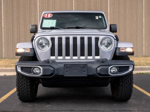 Used 2018 Jeep Wrangler Unlimited Sahara w/ Cold Weather Group AWD/4WD image 3
