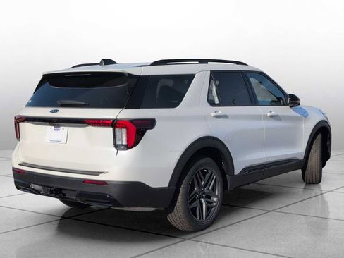 New 2026 Ford Explorer ST-Line RWD image 14