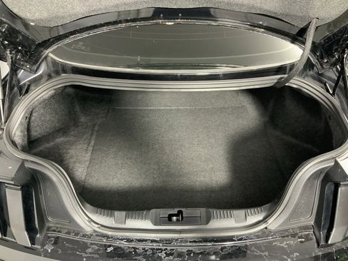 Used 2021 Ford Mustang EcoBoost image 25