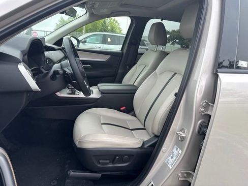 Used 2024 MAZDA CX-90 3.3 Turbo w/ Preferred Plus AWD/4WD image 3
