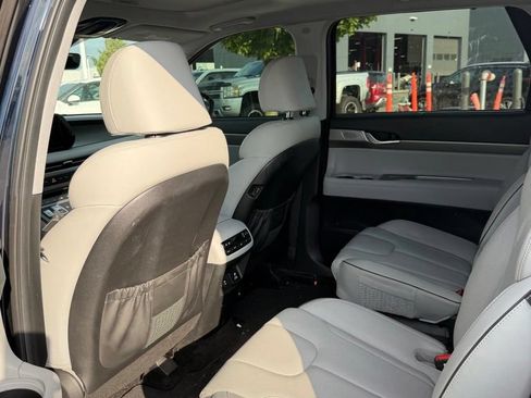 Used 2024 Hyundai Palisade SEL w/ Premium Package AWD/4WD image 10