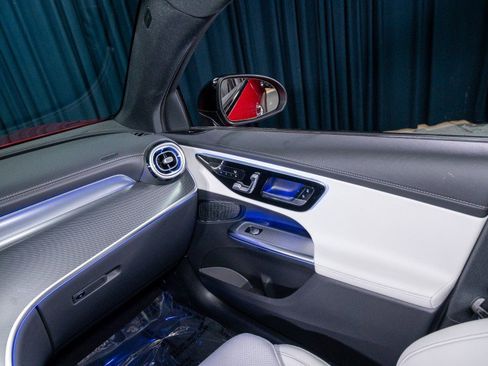 New 2025 Mercedes-Benz GLC 300 4MATIC image 23