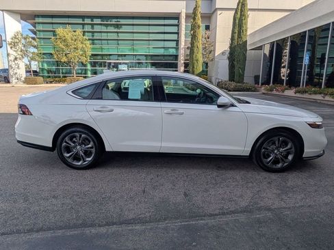 Certified 2023 Honda Accord EX image 20