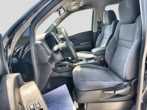 Used 2022 Nissan Frontier S w/ Technology Package AWD/4WD image 15