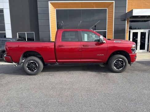 New 2026 RAM 2500 Laramie AWD/4WD image 7