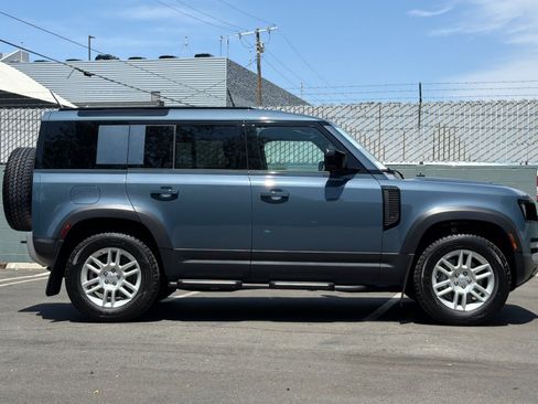 Used 2025 Land Rover Defender 110 S AWD/4WD image 8