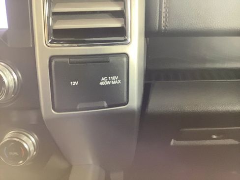 Used 2020 Ford F150 Platinum w/ Equipment Group 701A Luxury image 34