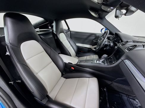 Certified 2018 Porsche 718 Cayman image 21